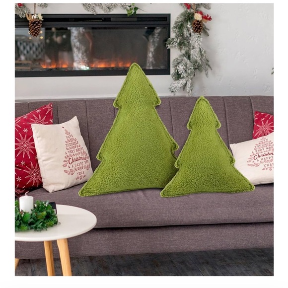 Other - 🆕 Green Christmas Tree Cushion Pillow Set